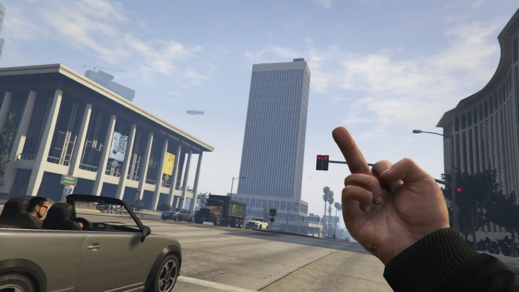 grand-theft-auto-v_20141220180445-1280x720